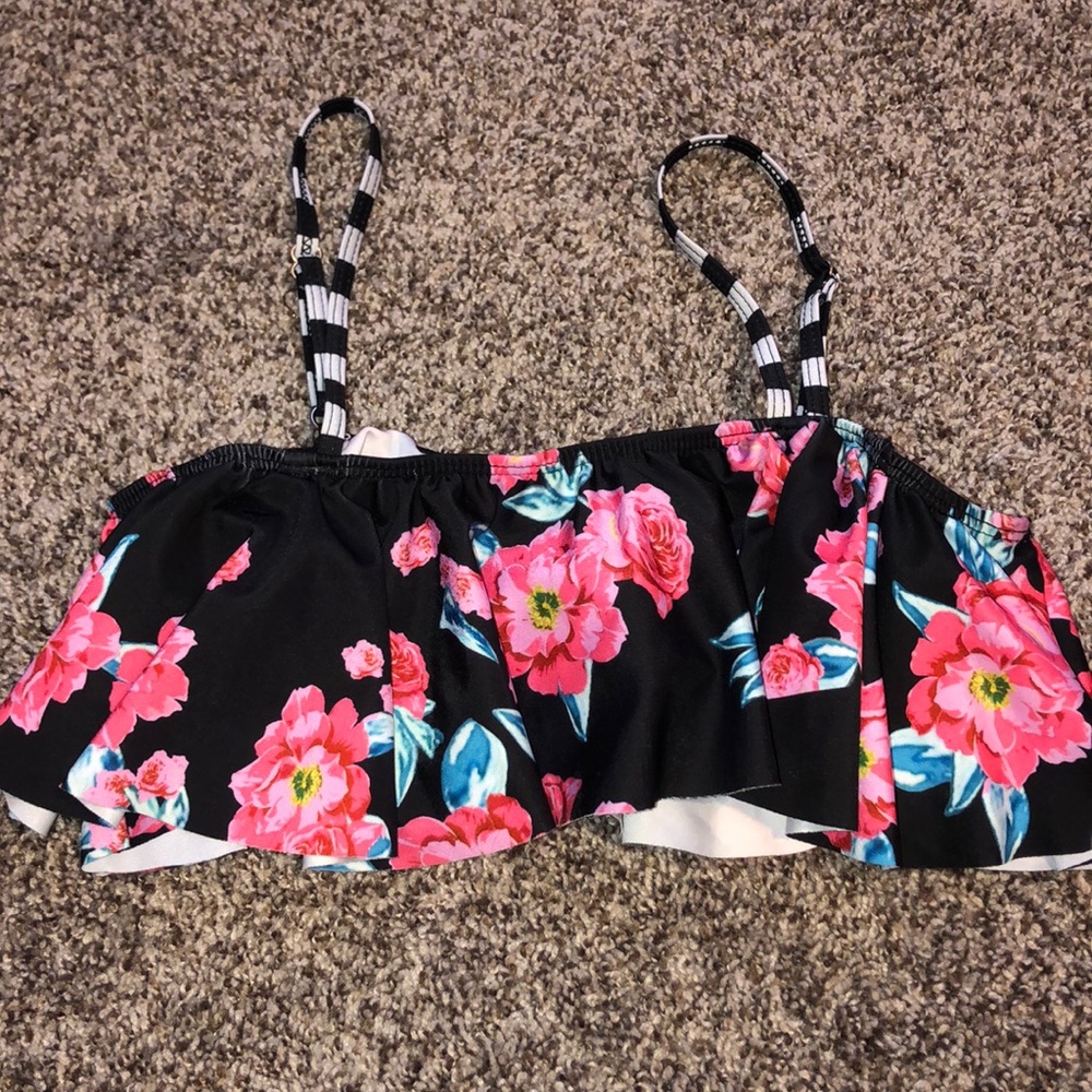 Bathing suit